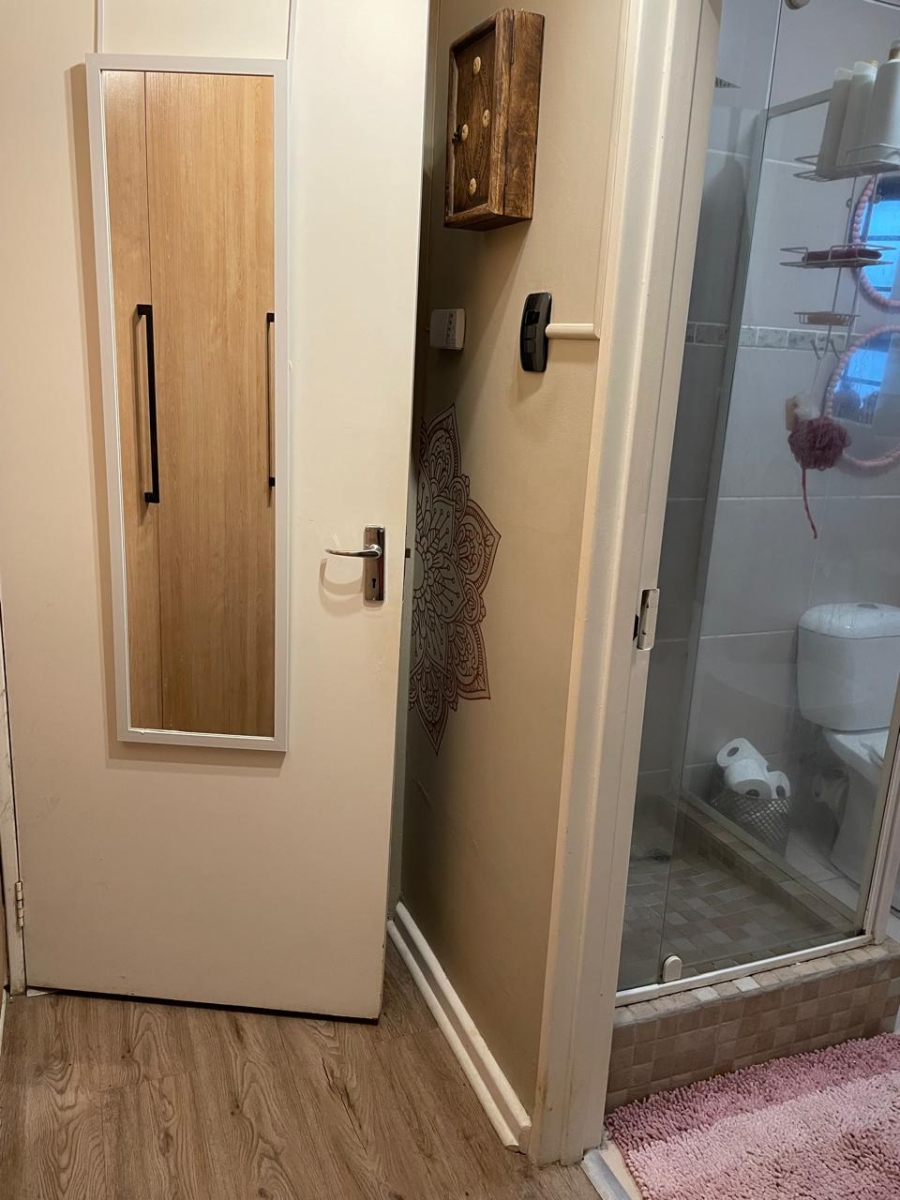 2 Bedroom Property for Sale in Sherwood Eastern Cape